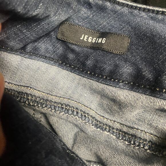 Torrid Medium Wash Blue Distressed Denim Stretch Jegging Jeans Women's Size 22 - Picture 6 of 7